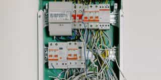 Understanding the difference between GFCI breakers and GFCI receptacles