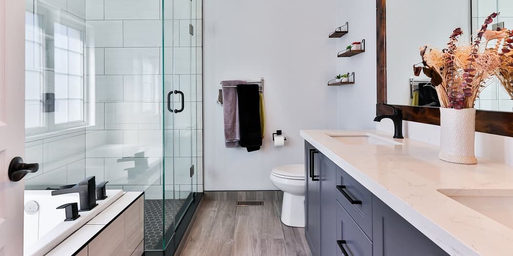 Eco-Friendly Home Tips: Bathroom