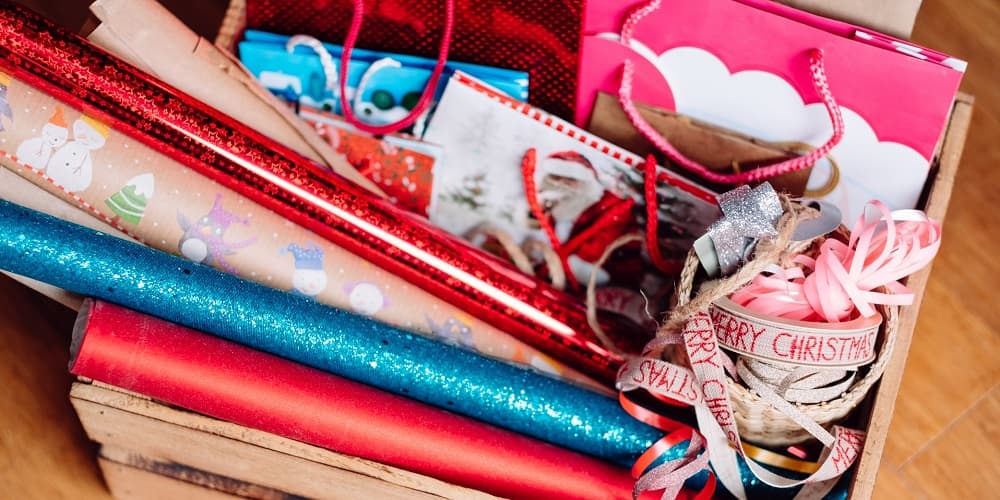 12 Days of Christmas: 5 Ways to Reuse Wrapping Paper