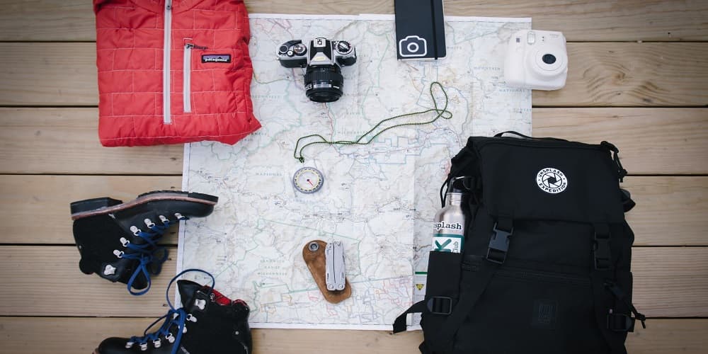 Let's Go Out: 6 Essential Hiking Tools