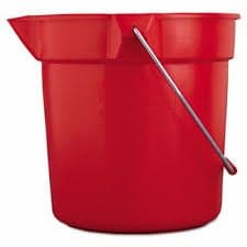 Rubbermaid Brute Red Plastic Round 10 Quart Bucket w/ Pouring Spout