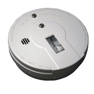 9V Battery Operated Smoke Alarm with Safety Light