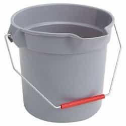 Brute Gray Plastic Round 10 Gal Bucket w/ Pouring Spout