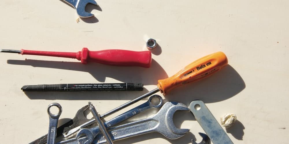 Father's Day Sale: Buy Klein Tools and Get FREE Merchandise! 