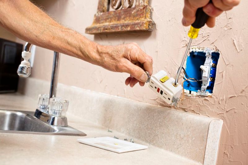 How GFCI Receptacles Keep You Safe